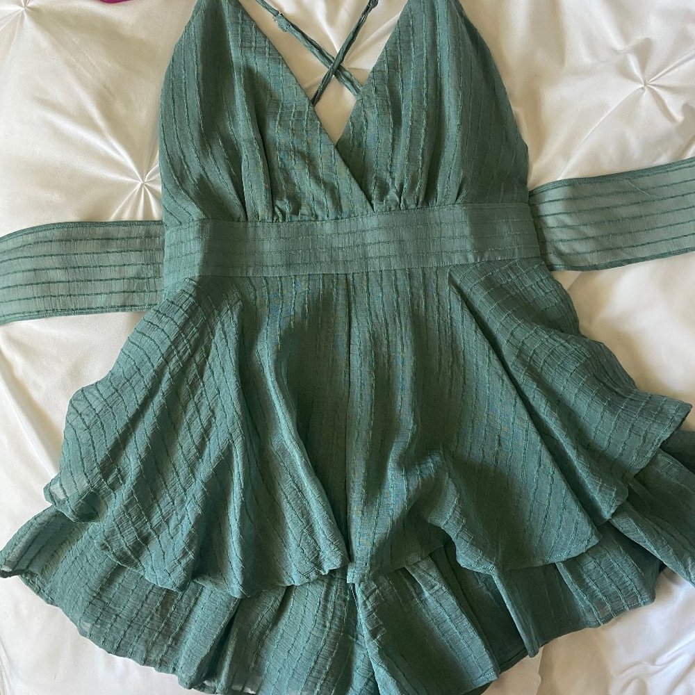 Selfie Leslie MADDOX FIT & FLARE SUMMER ROMPER